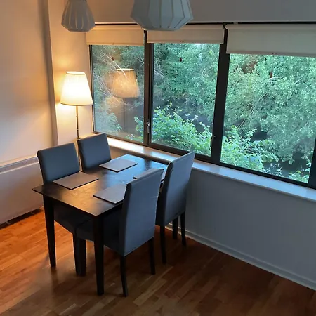 Luxury 1 Bed On The River In The City * Dublin